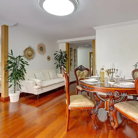 Appartamento 119-typical Near Republique Parigi